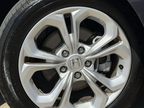 Used 2025 Honda Accord LX image 10