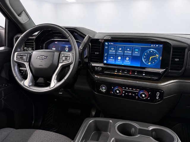Used 2024 Chevrolet Silverado 1500 RST AWD/4WD image 29