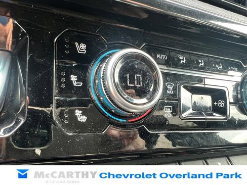 Used 2023 GMC Sierra 1500 AT4 w/ AT4 Premium Package AWD/4WD image 14