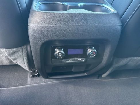 New 2026 GMC Acadia Elevation image 26