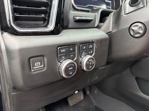Used 2022 GMC Sierra 1500 Denali Ultimate AWD/4WD image 18