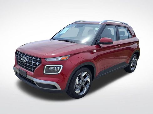 Used 2025 Hyundai Venue Limited FWD image 3