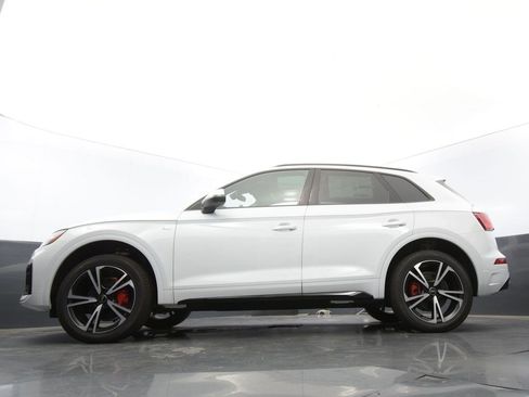 Certified 2025 Audi Q5 2.0T Premium Plus w/ Premium Plus Package image 36