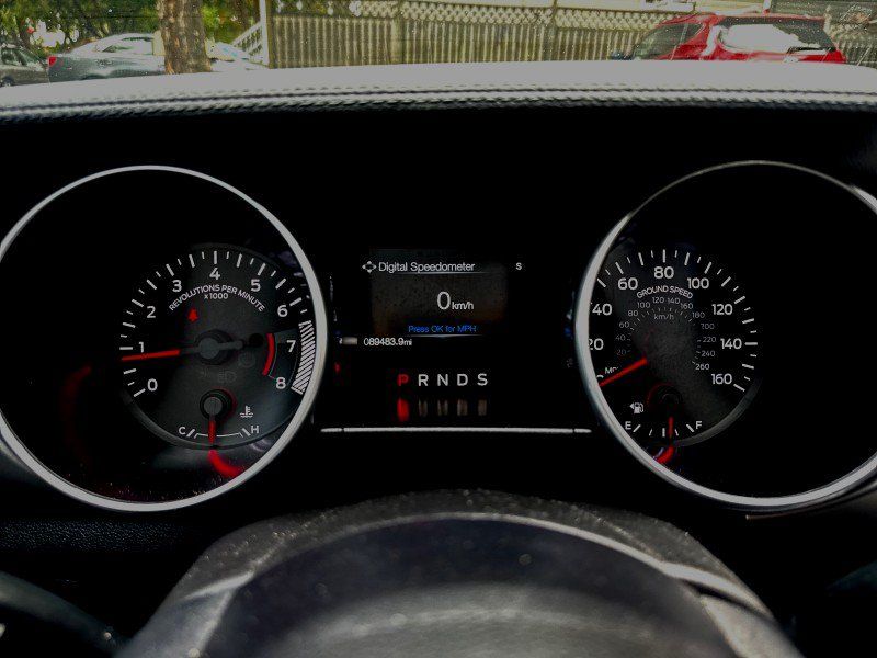 Used 2019 Ford Mustang Premium RWD image 15