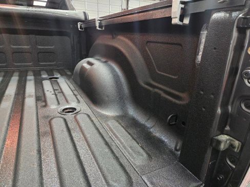 Used 2017 RAM 3500 Laramie Longhorn image 32