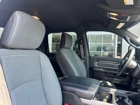 Used 2023 RAM 2500 Big Horn w/ Night Edition AWD/4WD image 9
