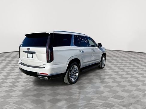 Certified 2025 Cadillac Escalade Premium Luxury image 8