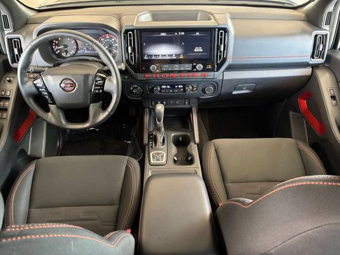 Used 2026 Nissan Frontier PRO-4X AWD/4WD image 28
