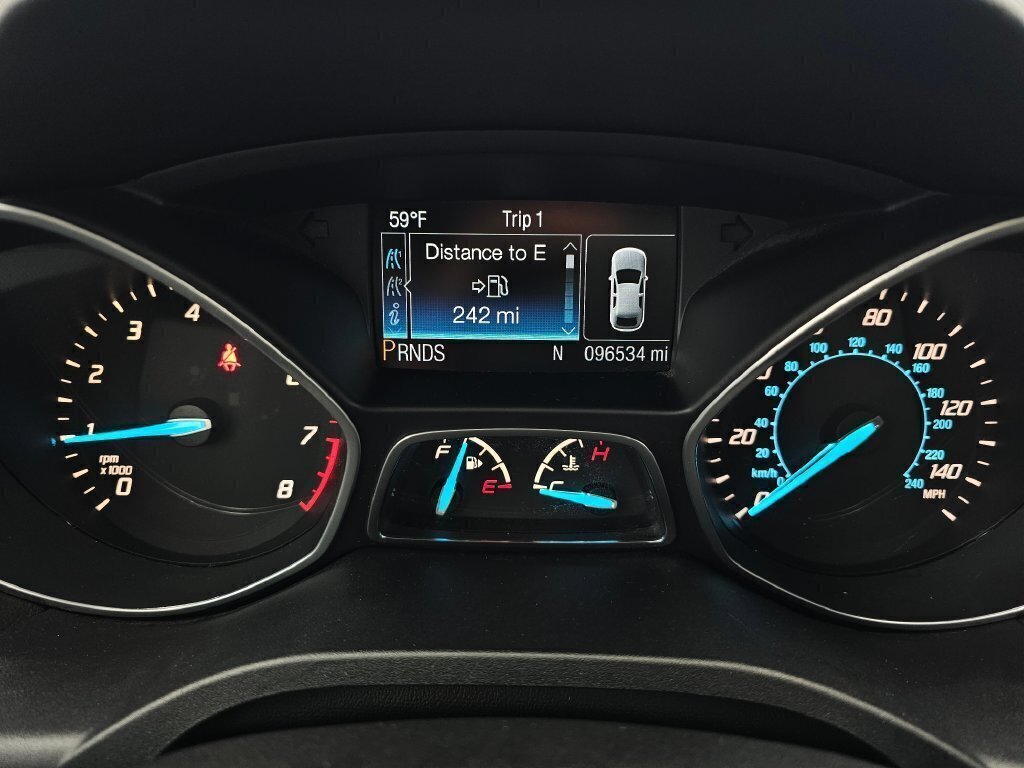 Used 2013 Ford Escape Titanium w/ Parking Technology Pkg AWD/4WD image 26