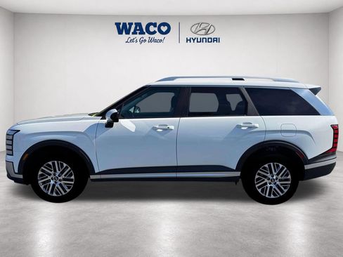 Used 2026 Hyundai Palisade SEL FWD image 3