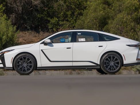 New 2026 Lexus ES 350e FWD image 6