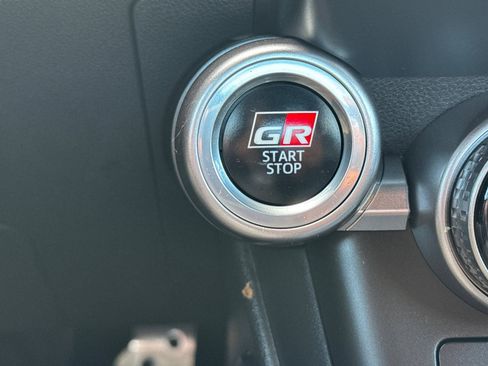 Certified 2023 Toyota GR86 image 26