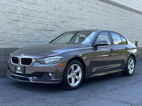 Used 2013 BMW 328i xDrive Sedan AWD/4WD image 1