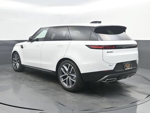 New 2027 Land Rover Range Rover Sport SE AWD/4WD image 3