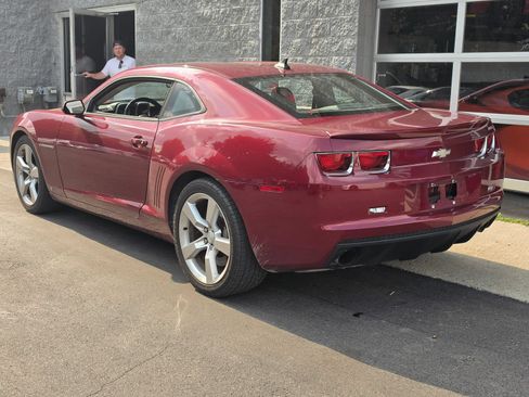 Used 2010 Chevrolet Camaro SS w/ RS Package RWD image 4