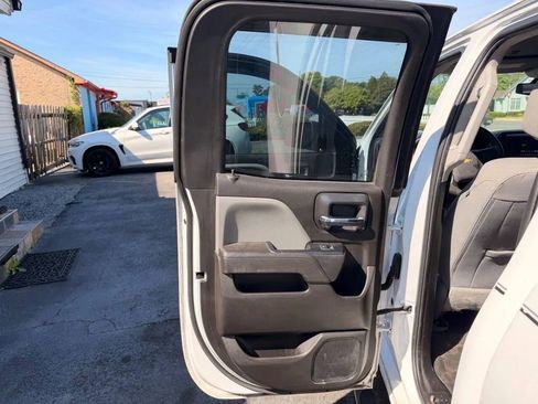 Used 2018 Chevrolet Silverado 1500 W/T w/ Trailering Package RWD image 15