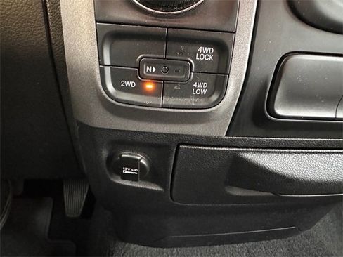 Used 2017 RAM 1500 Express w/ Black Ram 1500 Express Group image 23