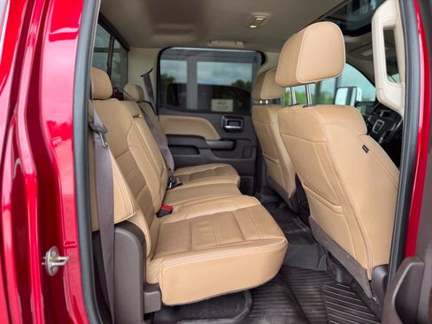 Used 2019 GMC Sierra 3500 Denali w/ Duramax Plus Package AWD/4WD image 15