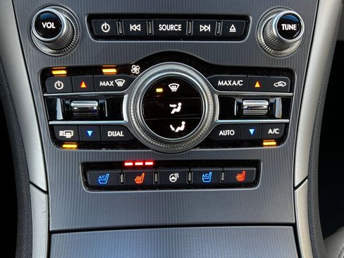 Used 2020 Lincoln MKZ Reserve w/ Luxury Package image 29