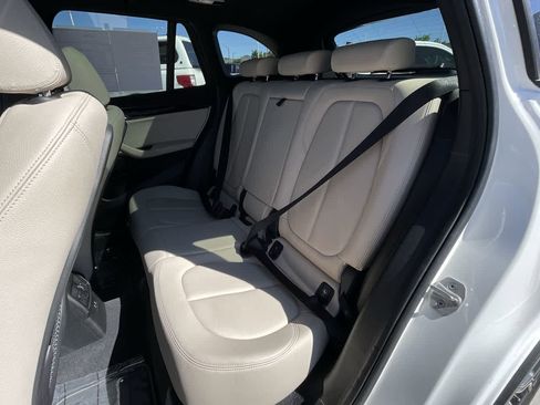 Used 2021 BMW X1 xDrive28i w/ Premium Package image 12