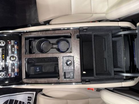 Certified 2023 Lincoln Navigator L Reserve image 24