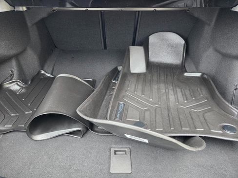 Used 2021 Mercedes-Benz C 300 4MATIC Sedan image 8