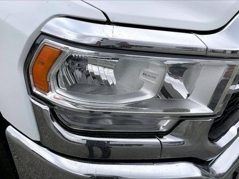 Used 2024 RAM 3500 Tradesman w/ Chrome Appearance Group image 25