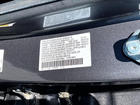 Used 2025 Honda Pilot EX-L image 16
