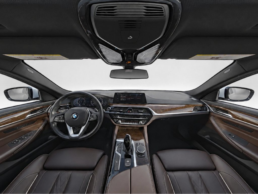 Used 2018 BMW 530i xDrive AWD/4WD image 24