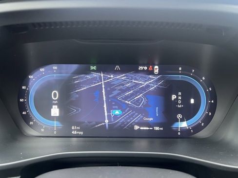 Used 2025 Volvo XC40 B5 Core image 20