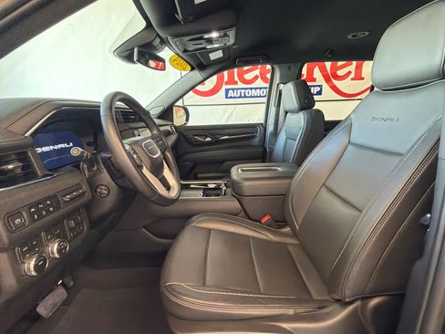 Used 2024 GMC Yukon Denali w/ Max Trailering Package image 15