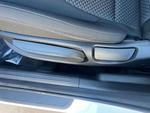 Used 2025 Kia Sportage LX image 22