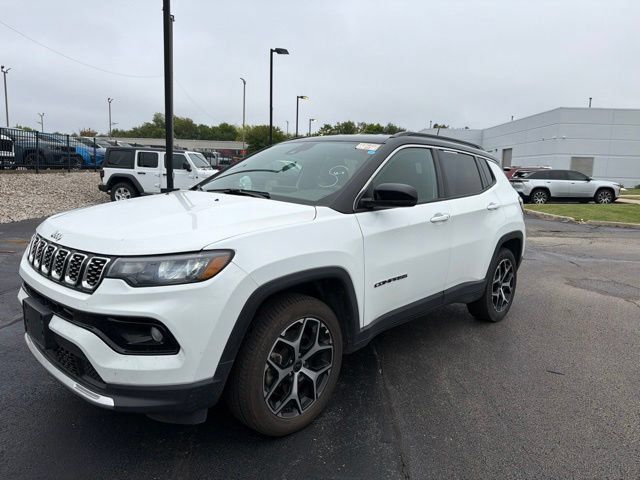 Used 2025 Jeep Compass Limited AWD/4WD image 8