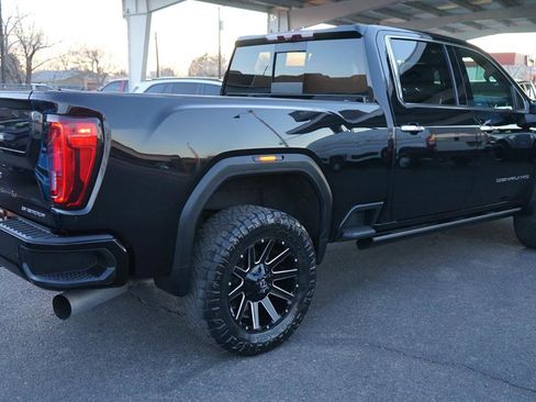 Used 2023 GMC Sierra 2500 Denali w/ Denali Ultimate Package image 3