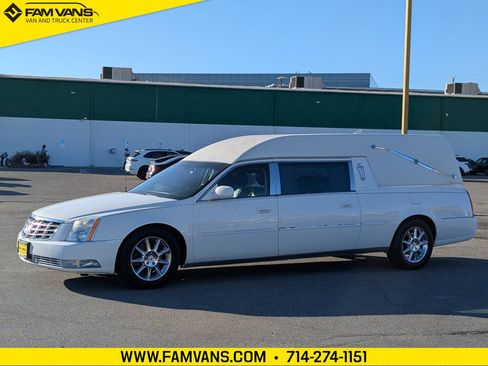 Used 2011 Cadillac DTS Funeral Coach Hearse image 3