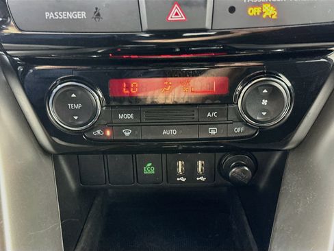Used 2024 Mitsubishi Eclipse Cross LE AWD/4WD image 22
