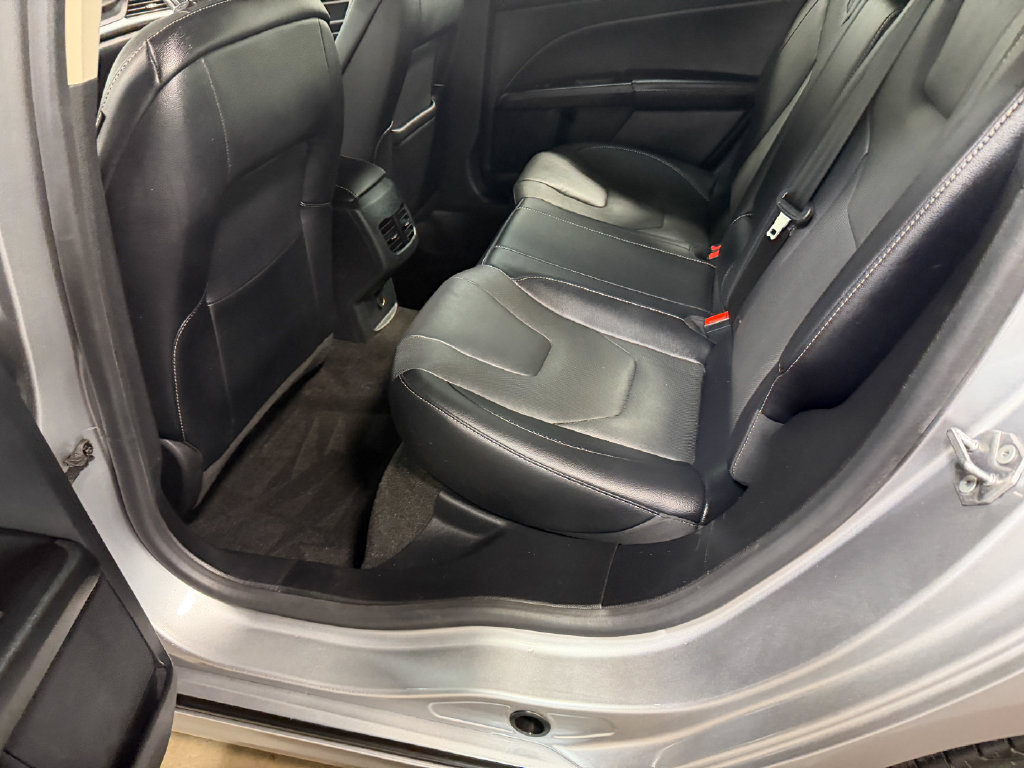 Used 2020 Ford Fusion Energi Titanium FWD image 49