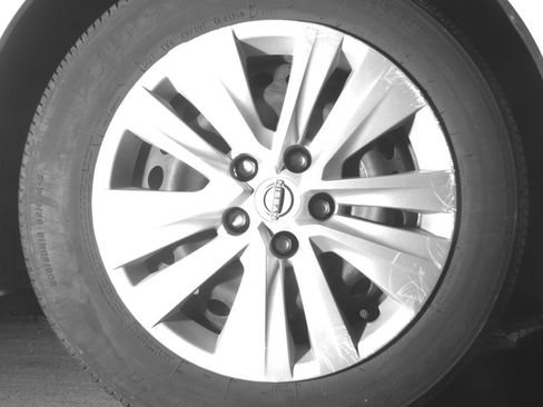 Used 2025 Nissan Sentra S FWD image 13