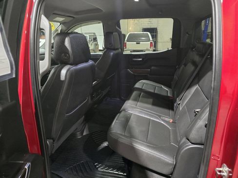 Used 2021 Chevrolet Silverado 1500 LT Trail Boss w/ Convenience Package II image 31