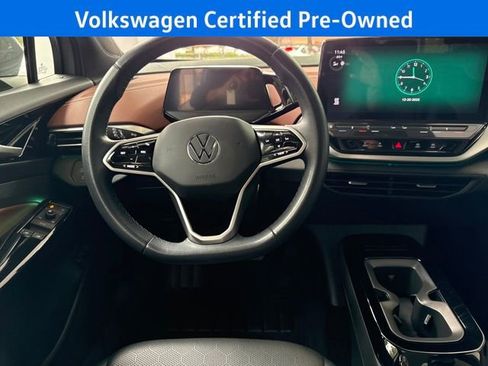 Certified 2022 Volkswagen ID.4 Pro S w/ Gradient Package image 17
