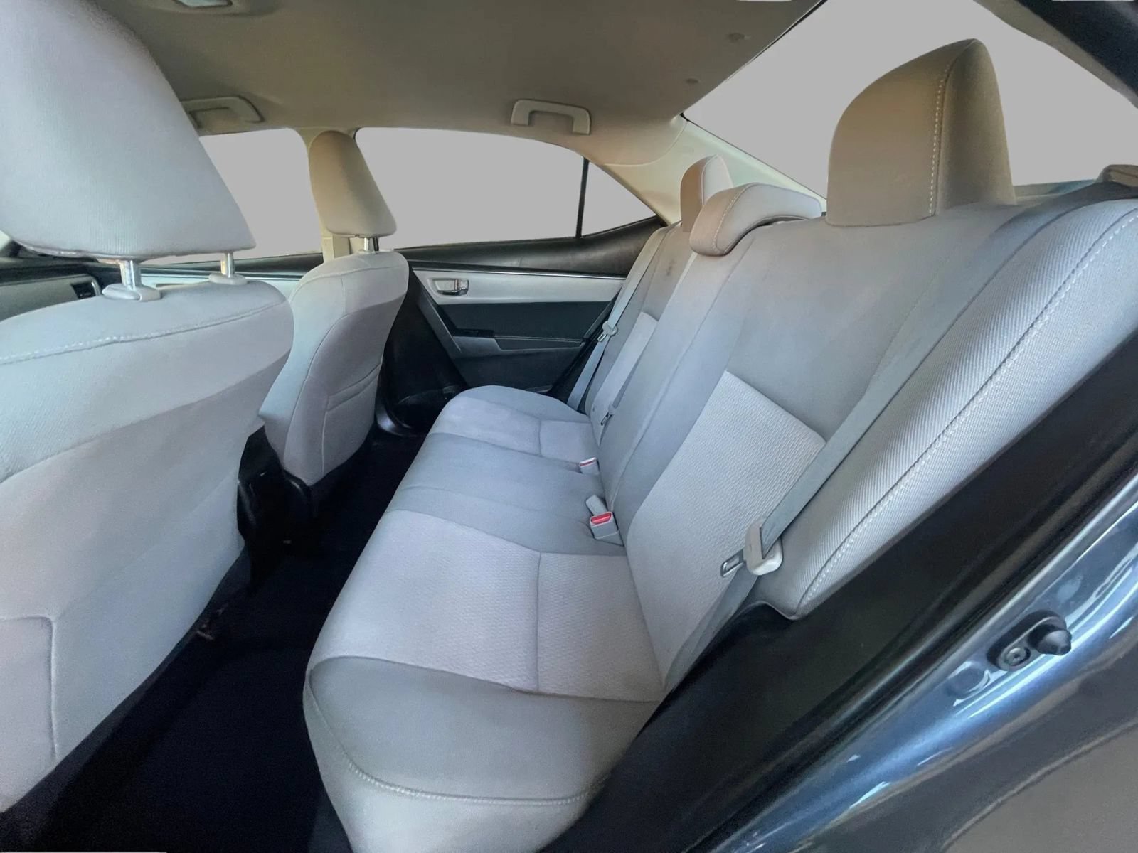 Used 2014 Toyota Corolla LE FWD image 24
