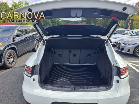 Used 2021 Porsche Macan S image 11