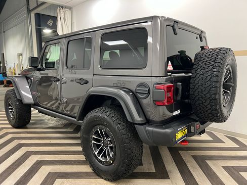 New 2026 Jeep Wrangler Unlimited Rubicon AWD/4WD image 13