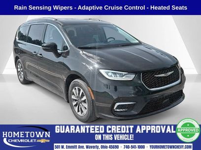 Used 2021 Chrysler Pacifica Touring-L