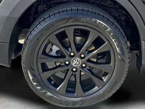 Used 2018 Toyota RAV4 Adventure image 8