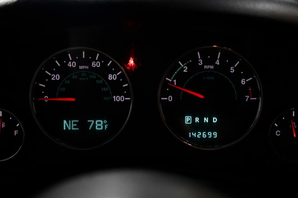 Used 2014 Jeep Wrangler Unlimited Sport w/ Quick Order Package 24S AWD/4WD image 41