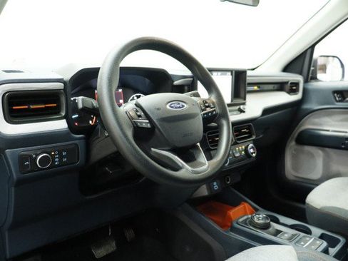 Used 2022 Ford Maverick XLT FWD image 6