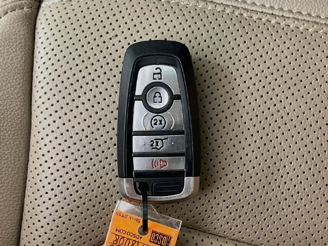 Used 2024 Ford Expedition Max Limited AWD/4WD image 10