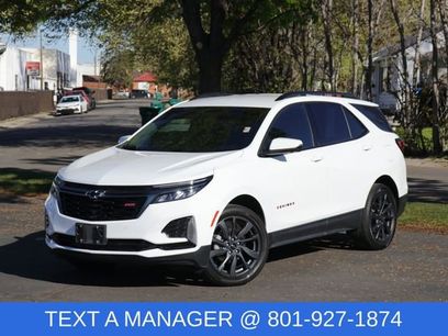 Used 2022 Chevrolet Equinox RS w/ Infotainment Package