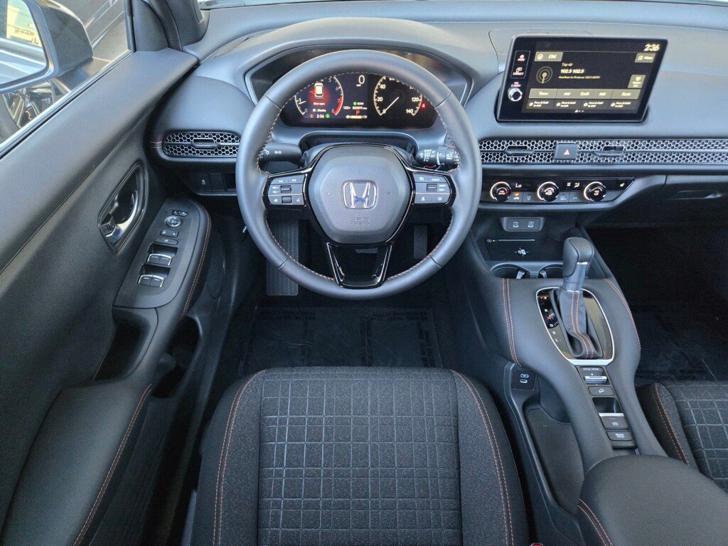 Certified 2027 Honda HR-V Sport image 12